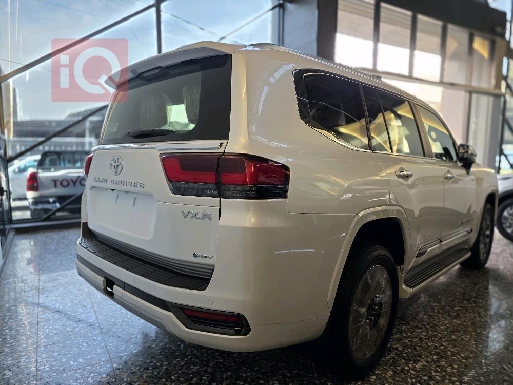 تويوتا لاندكروزر